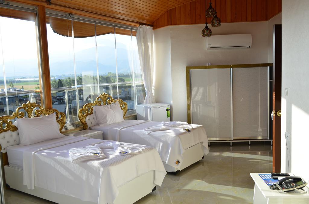 Alev Palace Otel Arsuz Номер фото