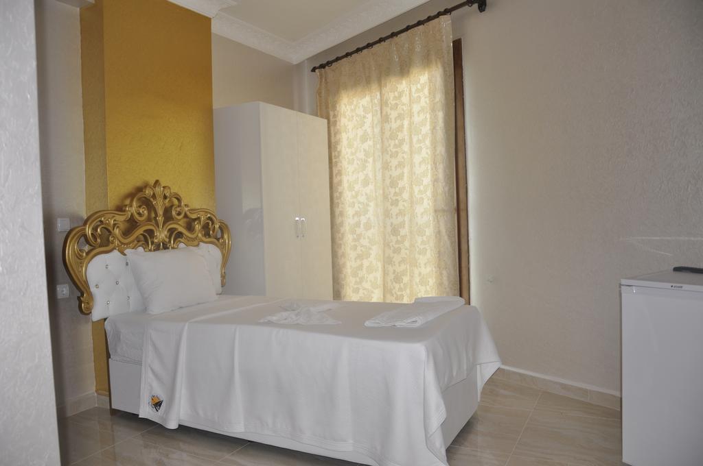 Alev Palace Otel Arsuz Номер фото