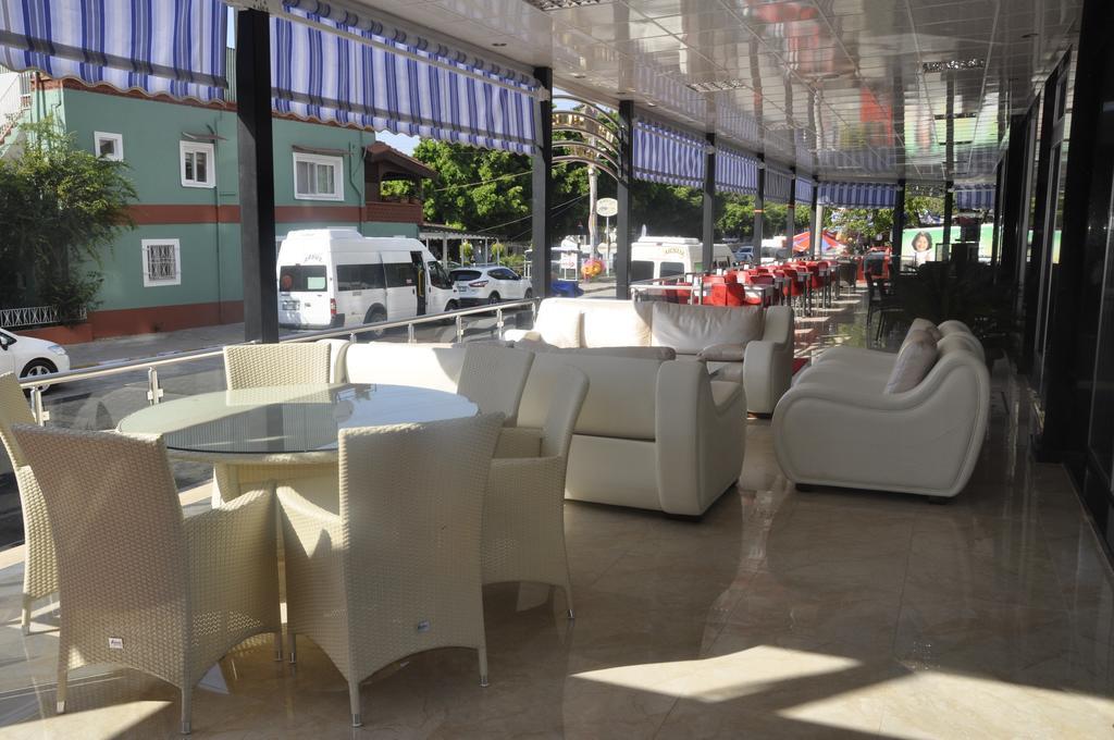 Alev Palace Otel Arsuz Экстерьер фото